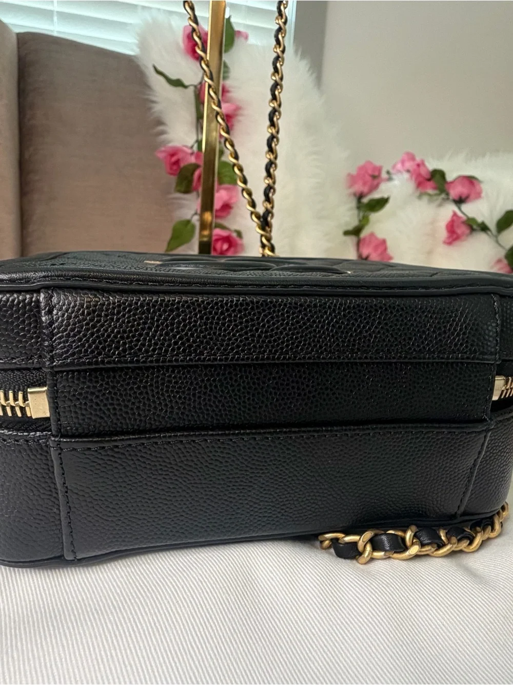 Chanel Filigree CC Vanity Case Small Black Caviar Gold Hardware Triple COA